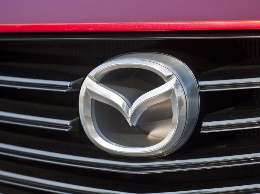  Mazda Takeri Concept 2011 года  (фото 43 из 116)